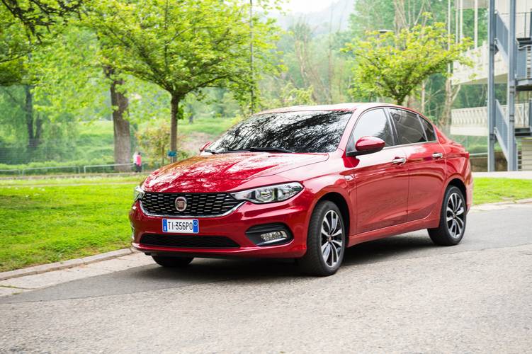 Fiat Tipo 356 2016 sedán