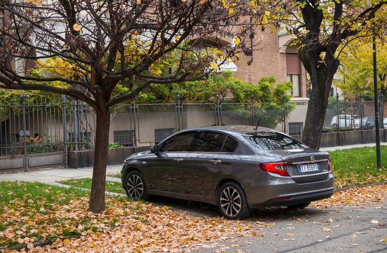 Fiat Tipo 356 2019 sedán