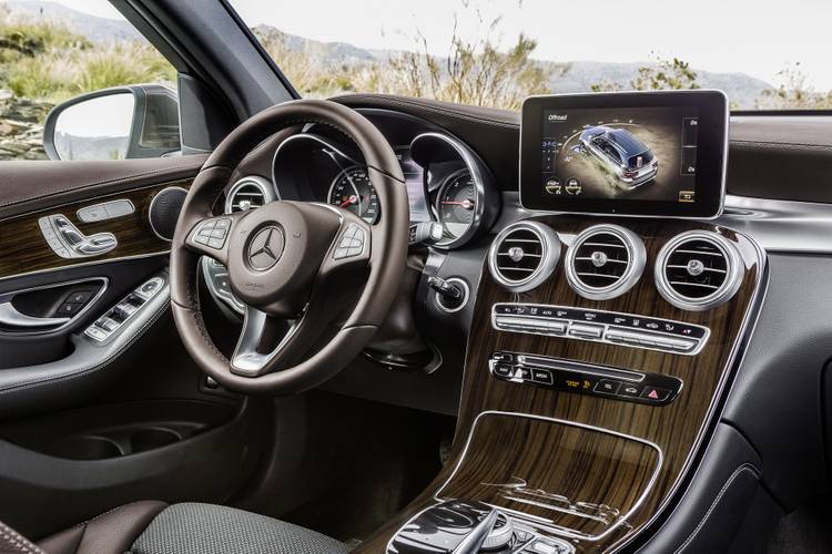 Mercedes-Benz GLC X253 2015 intérieur