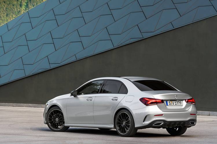 Mercedes Benz A V177 2018 berline