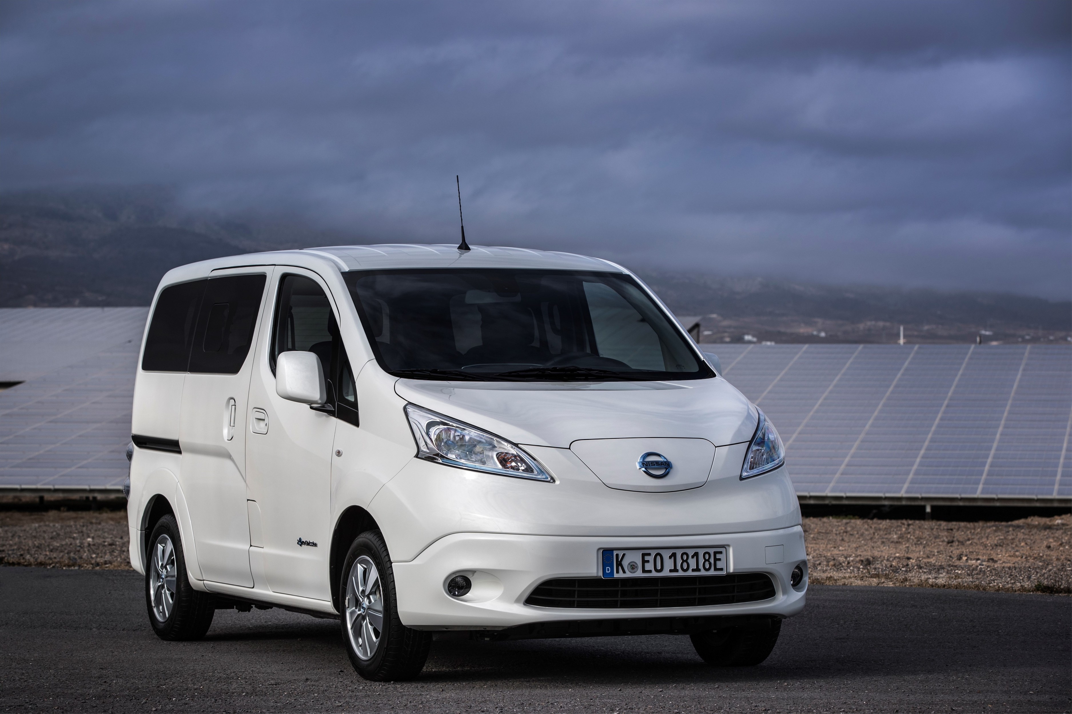 Nissan e-NV200 (2018) Charging Guide