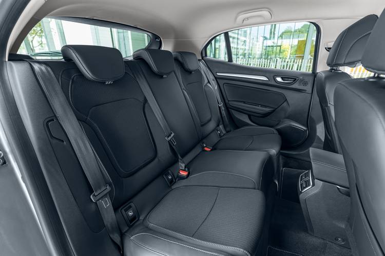 Renault Megane Facelift 2021 rear seats