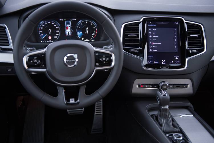 Interno di una Volvo XC90 2015