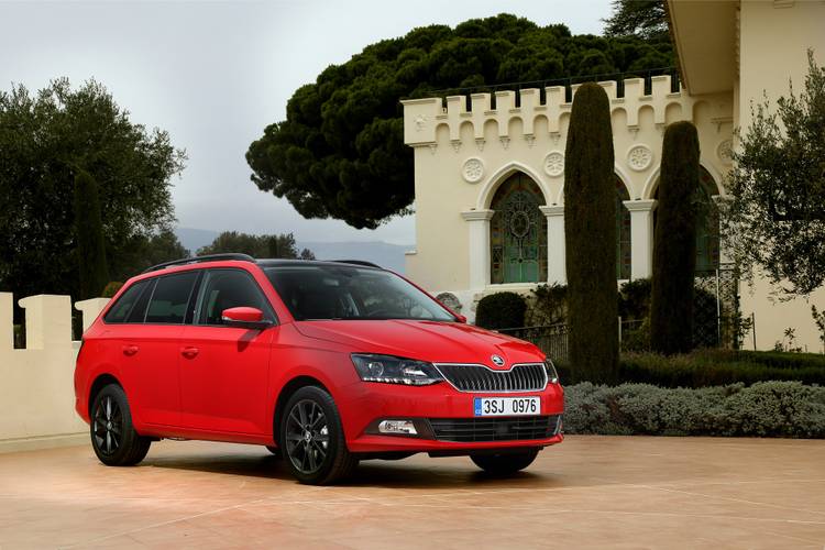 Škoda Fabia NJ5 2014 station wagon