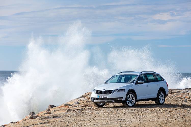 Škoda Octavia Scout E5 facelift 2017 kombi